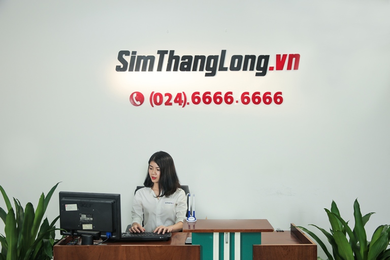 sim tứ quý giữa